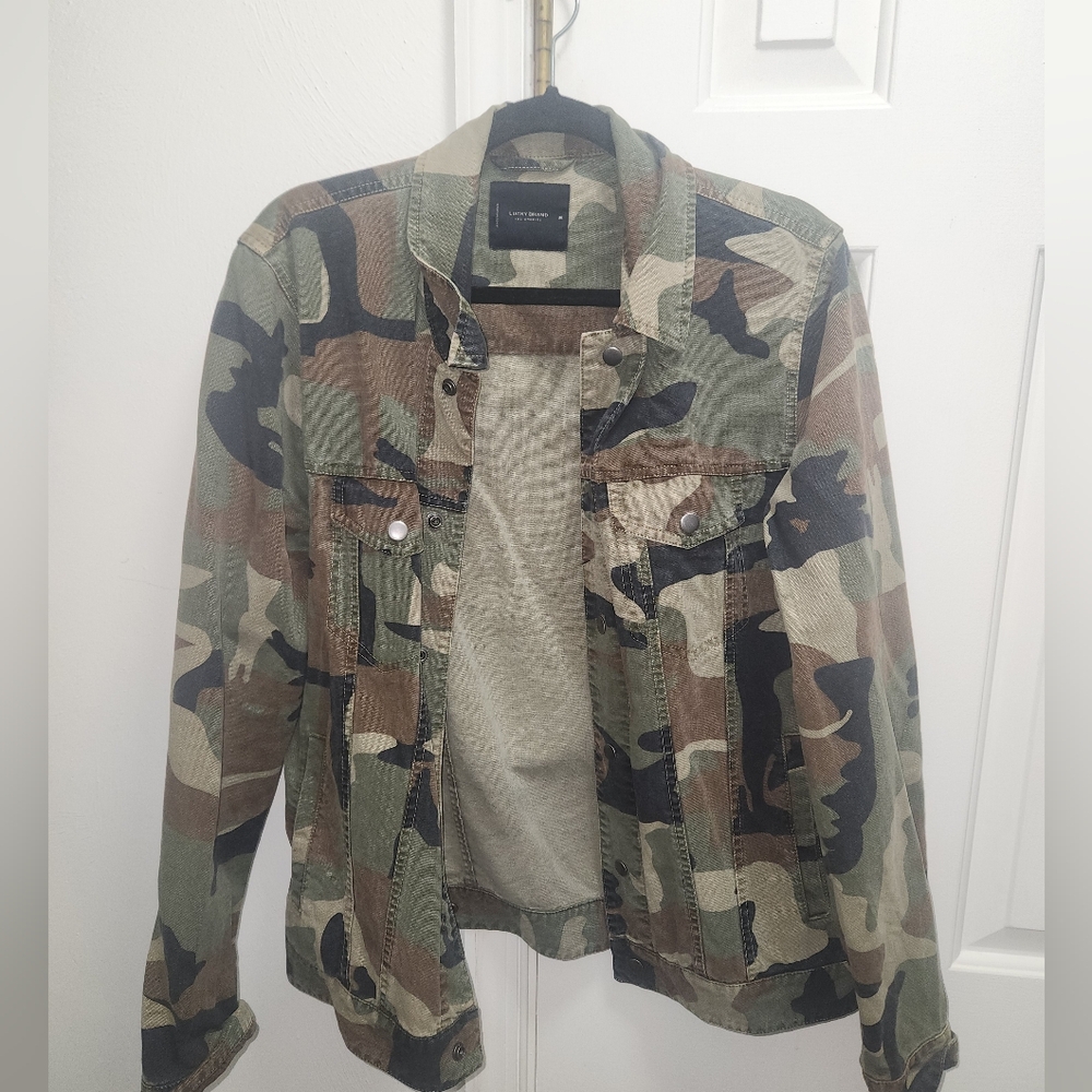 Lucky Brand Camo Jacket Size Med